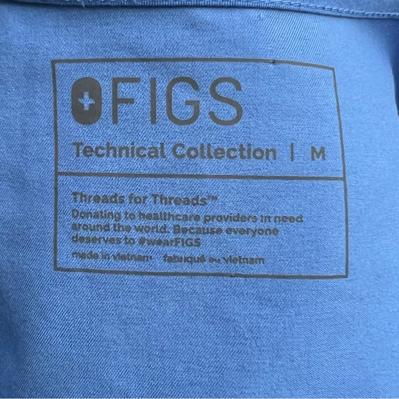 Figs Technical Collection blue scrub top Sz Med. - Picture 5 of 7